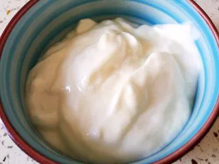 牛油果香蕉奶昔,自制酸奶称重