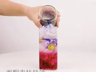 银河系水蜜桃,七夕 不止爱,贴冰块倒入茉莉黑枸杞茶汤