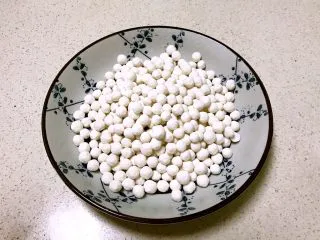 风味独特的 杂蔬炒珍珠丸子,糯米珍珠丸子