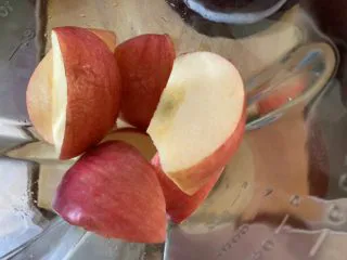 蔓越莓苹果汁,放料理机