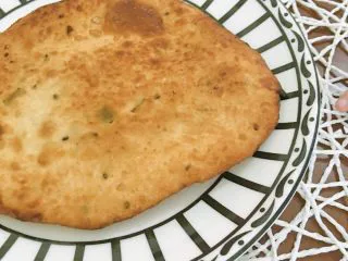 从小吃到大的黑芝麻葱油饼,成品出来了，我一次可以吃三个……