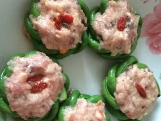 土豆肉末酿豆角,全部做好了