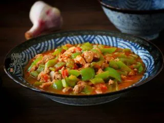 超下饭之红三剁,很简单，味道却是一级棒，等你交作业哦！