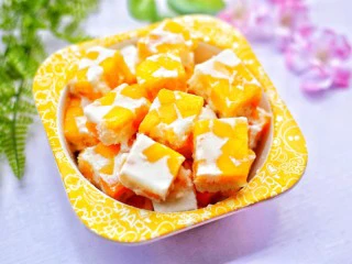 香甜爽滑的芒果牛奶布丁,超好吃~