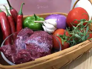 牛肉意面酱(面包机版),准备好所有材料