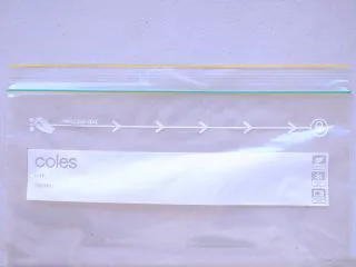 秘制异国风味鸡胸肉腌料&绝佳搭配 （减肥必备）,准备一个有封条的冷冻袋 如果没有也可以用塑料袋 但是记住之后一定要扎紧袋口哦