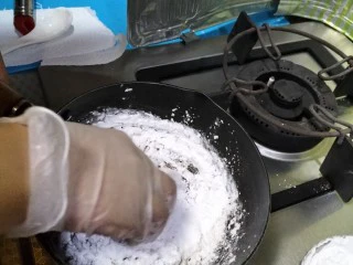 红糖珍珠奶茶,差不多糊状就可以放入剩下的75g