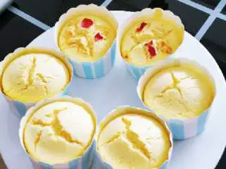 风味纸杯戚风蛋糕,香甜可口，戚风蛋糕