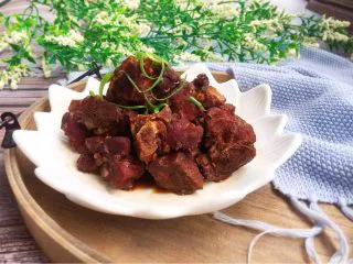 家常菜+酱骨肉,成品图