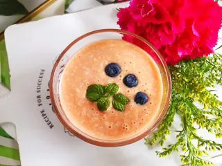 卡乐比胡萝卜香蕉营养奶昔,成品图