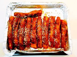 东北风味 密制香辣大肋排,香辣大肋排烤好了