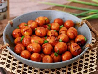 香辣啤酒鹌鹑蛋,成品图