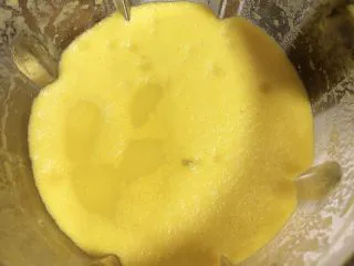 香甜南瓜玉米汁,一锅香浓的南瓜玉米汁就做好了。