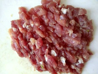 酱香肉沫四季豆,猪肉剁碎