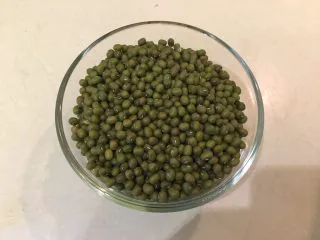 清凉一下绿豆汤,绿豆准备好