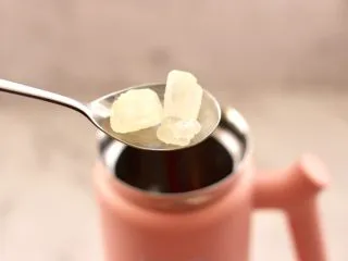 核桃花生红枣露,再加入冰糖，不喜欢吃冰糖的，可以加白糖和蜂蜜，看个人口味。