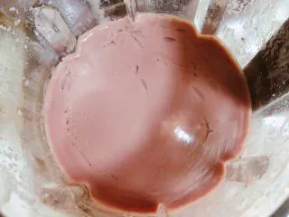 玫瑰花蜜红豆沙,一锅美味的红豆沙就打好了。