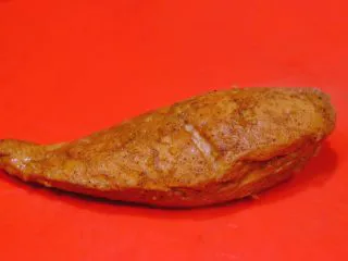 秘制异国风味鸡胸肉腌料&绝佳搭配 （减肥必备）,煎好后 捞出鸡排 放凉