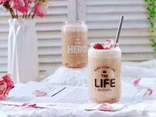 苹果蔓越莓奶昔,成品一