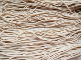 河北宣化特色小吃\卤菜\蒸莜面,做好的面很漂亮,不加面粉也不会沾的。