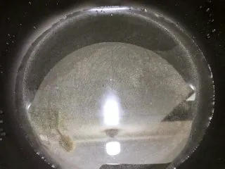 广式小吃——香甜Q弹伦教糕,最小火加热搅拌让砂糖融化 记住不用沸腾,温热白糖融化即可