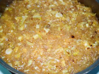 河南小吃——蒸素焖子,蒸50分钟即可。