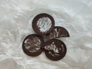 不怕化的冰激凌,看我让它72变~,奥利奥去掉夹心。