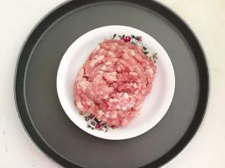 风味炒面 芽菜肉末炒玉米面,猪肉末