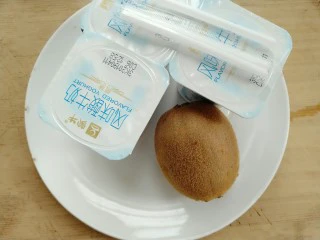 奇异果酸奶棒,准备材料