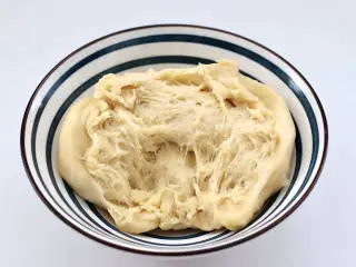 胶东节日小吃~七夕巧果,看见面团呈蜂窝状的时候。