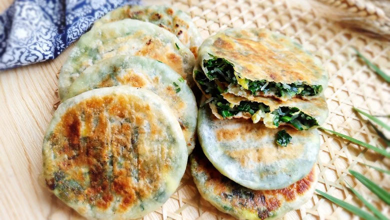 不擀皮～皮薄馅大～韭菜馅饼