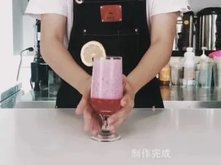 水果冰沙，度夏的绝配,装饰即可