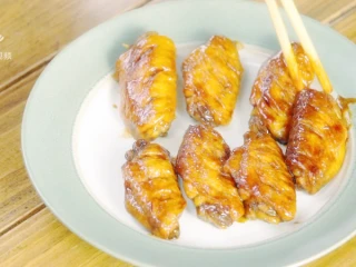 私房红烧鸡翅-鸡翅的“贵族”吃法,装盘