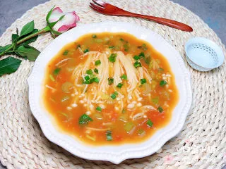 番茄金针菇汤,诱人极了！