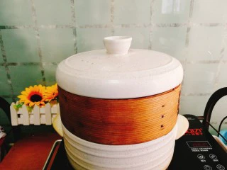 家常菜+梅菜扣肉,蒸1个小时左右