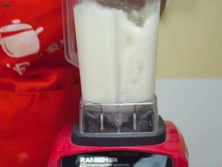 必吃的广东小吃——广州肠粉,打至细腻无颗粒感