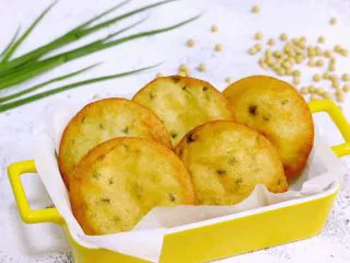 福建小吃—油饼,成品图。