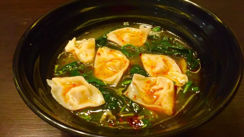 乡味~重庆小吃红油抄手