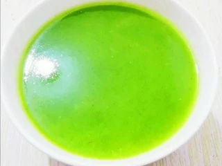 黄瓜哈密瓜汁,榨好的黄瓜哈密瓜汁