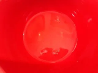 清火滋补之莲子双皮奶,蛋清一个打散