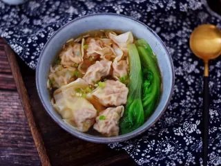 鲜虾猪肉馄饨,成品图