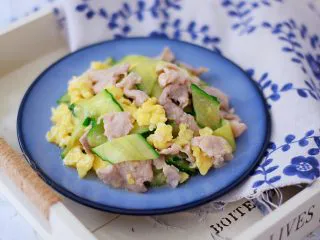 黄瓜鸡蛋炒肉片,成品图
