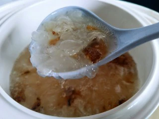 一碗可以喝的《护肤品》,蒋蒋，时间到！想吃么？