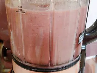 玫瑰花蜜红豆沙,破壁机选择豆浆按键，破壁机大约工作35分钟。