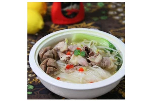 周末美食 自制东南亚特色街头小吃——【火车头河粉】