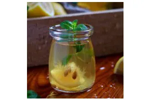 柠檬铁观音蜂蜜茶