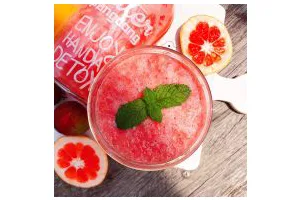 蜂蜜荔枝西柚汁