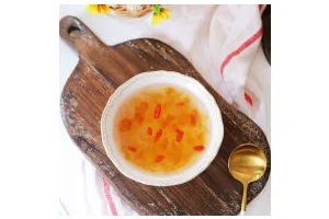 桃胶皂角米雪燕羹