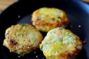 白萝卜丝蛋饼的做法(手把手教你制作美味的营养早餐)