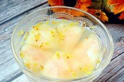 清凉甜品DIY,水蜜桃百合糖水怎么做?(在家也能享受夏日甜蜜,水蜜桃百合糖水,让你一口接一口)